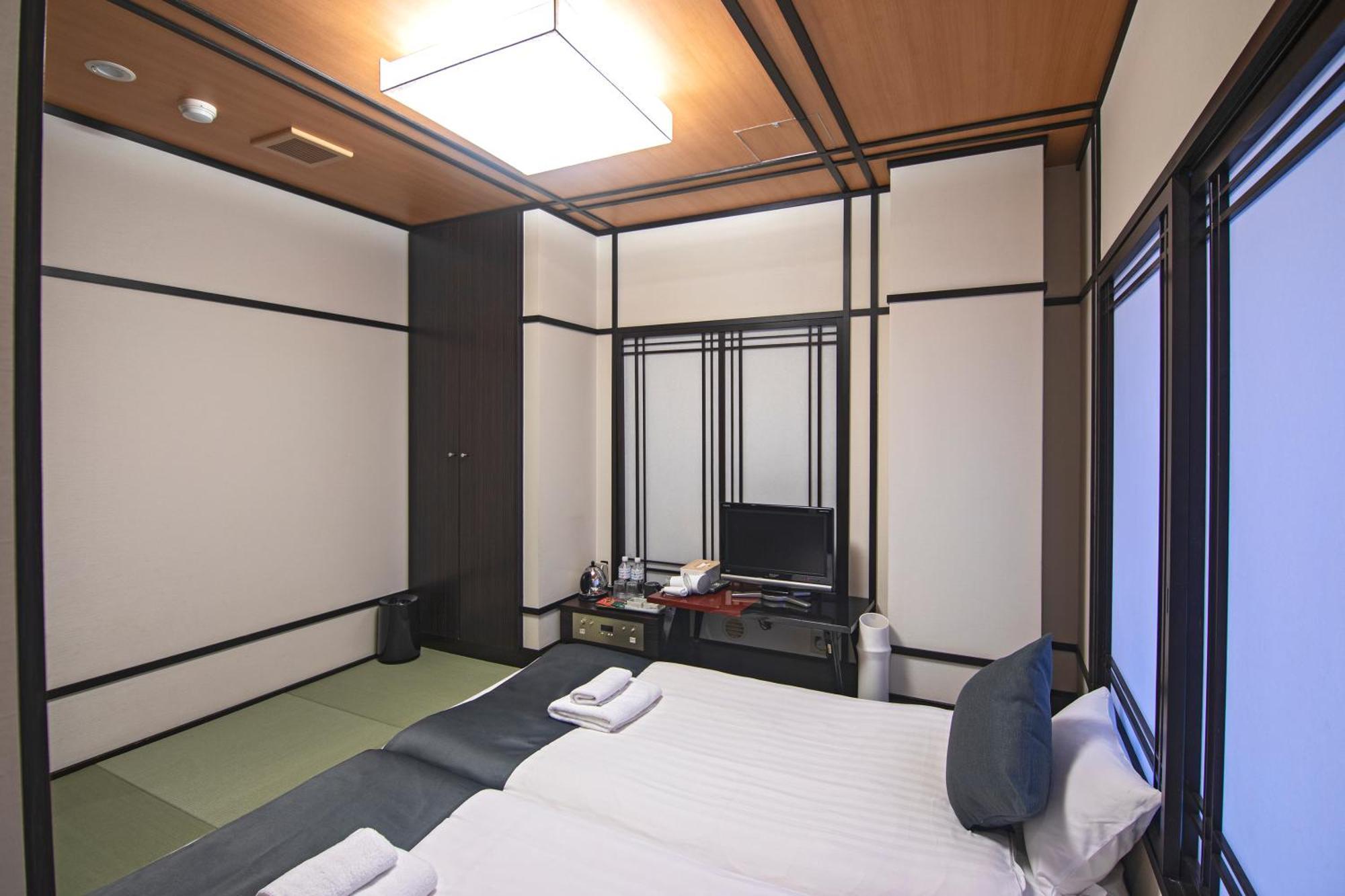 Wonz Hotel Self-Check-In Oszaka Kültér fotó