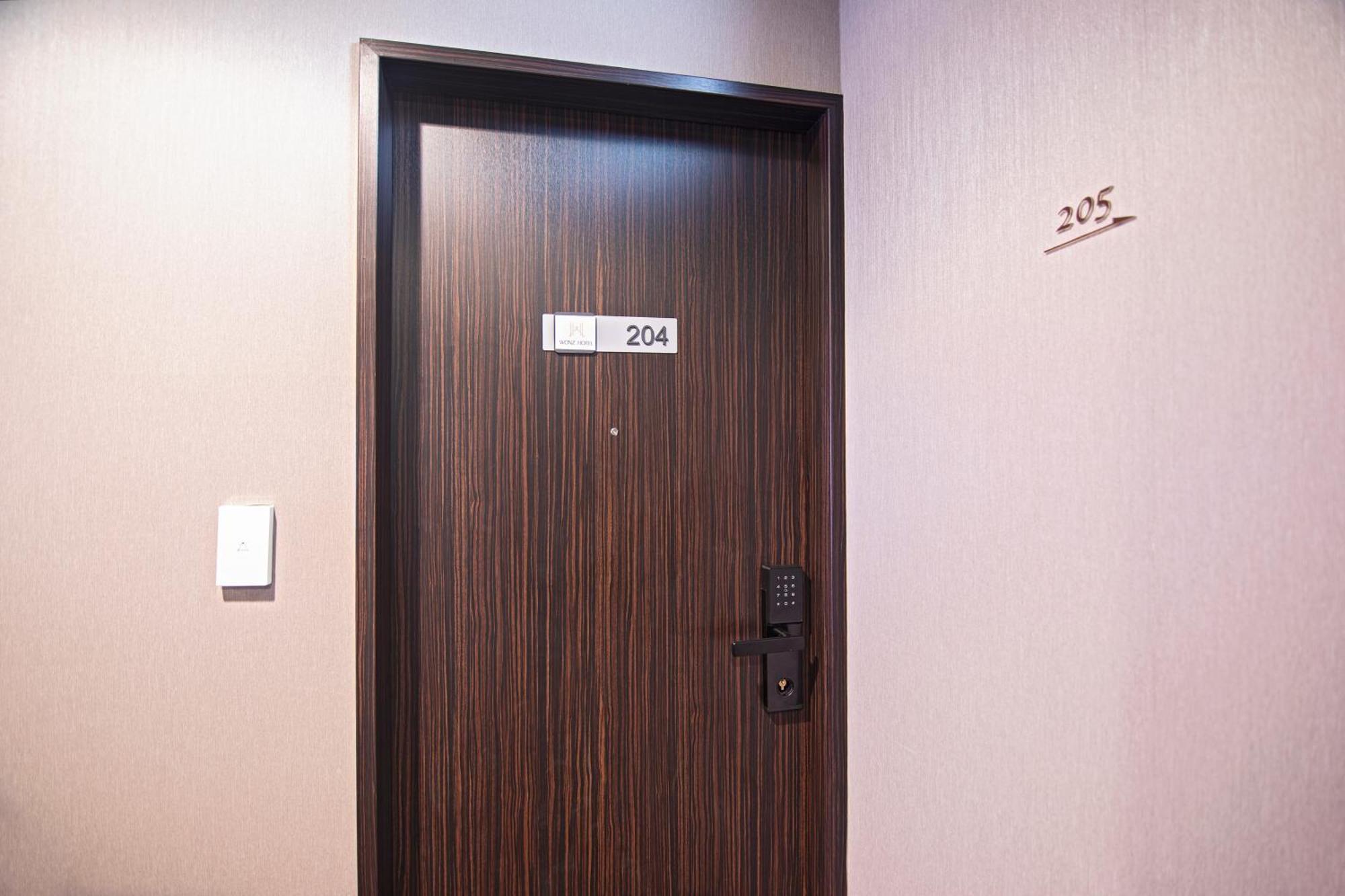 Wonz Hotel Self-Check-In Oszaka Kültér fotó